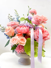 Load image into Gallery viewer, I love you arrangement