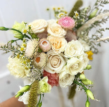 Load image into Gallery viewer, 4 Week Flower Subscription