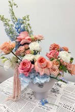 Load image into Gallery viewer, Flower Bomb
