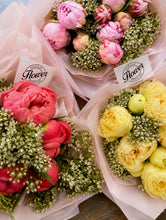 Load image into Gallery viewer, Coral Charm Peony Bunch
