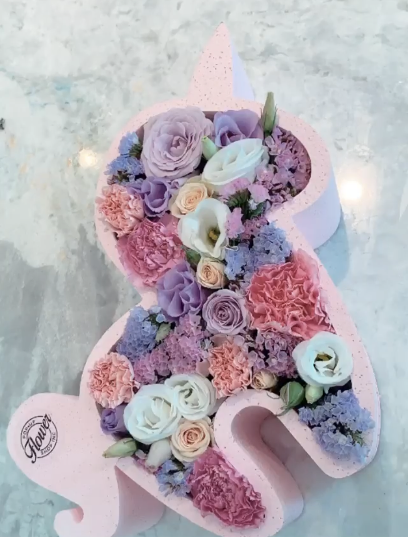 Unicorn Floral Figure